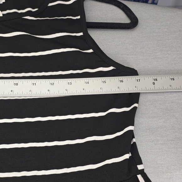 Hount Maxi Dress Womens Medium Black White Striped Beachwear Minimalist Casual - Picture 6 of 9